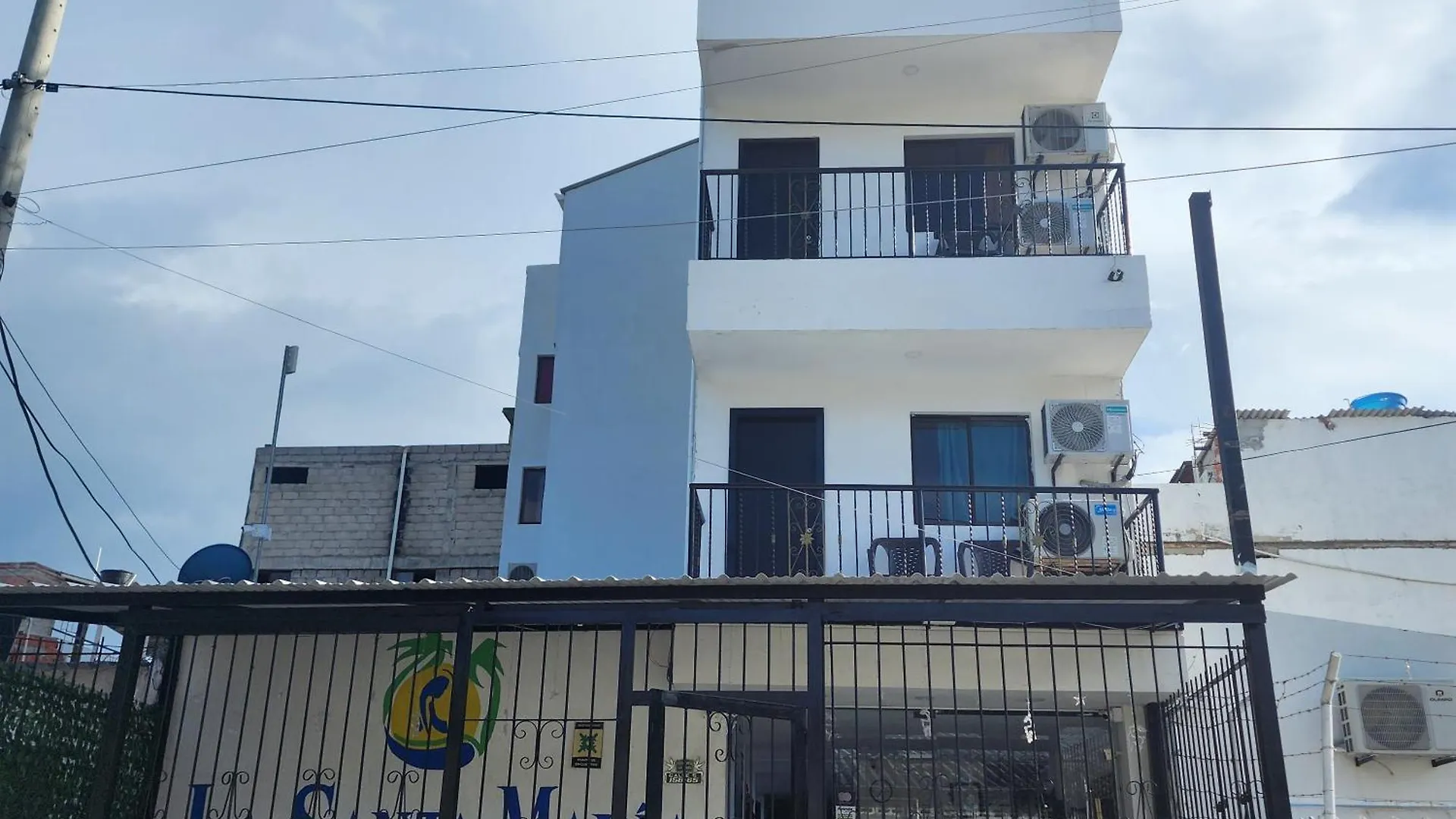 Guest house Hostel Santamaria Gaira