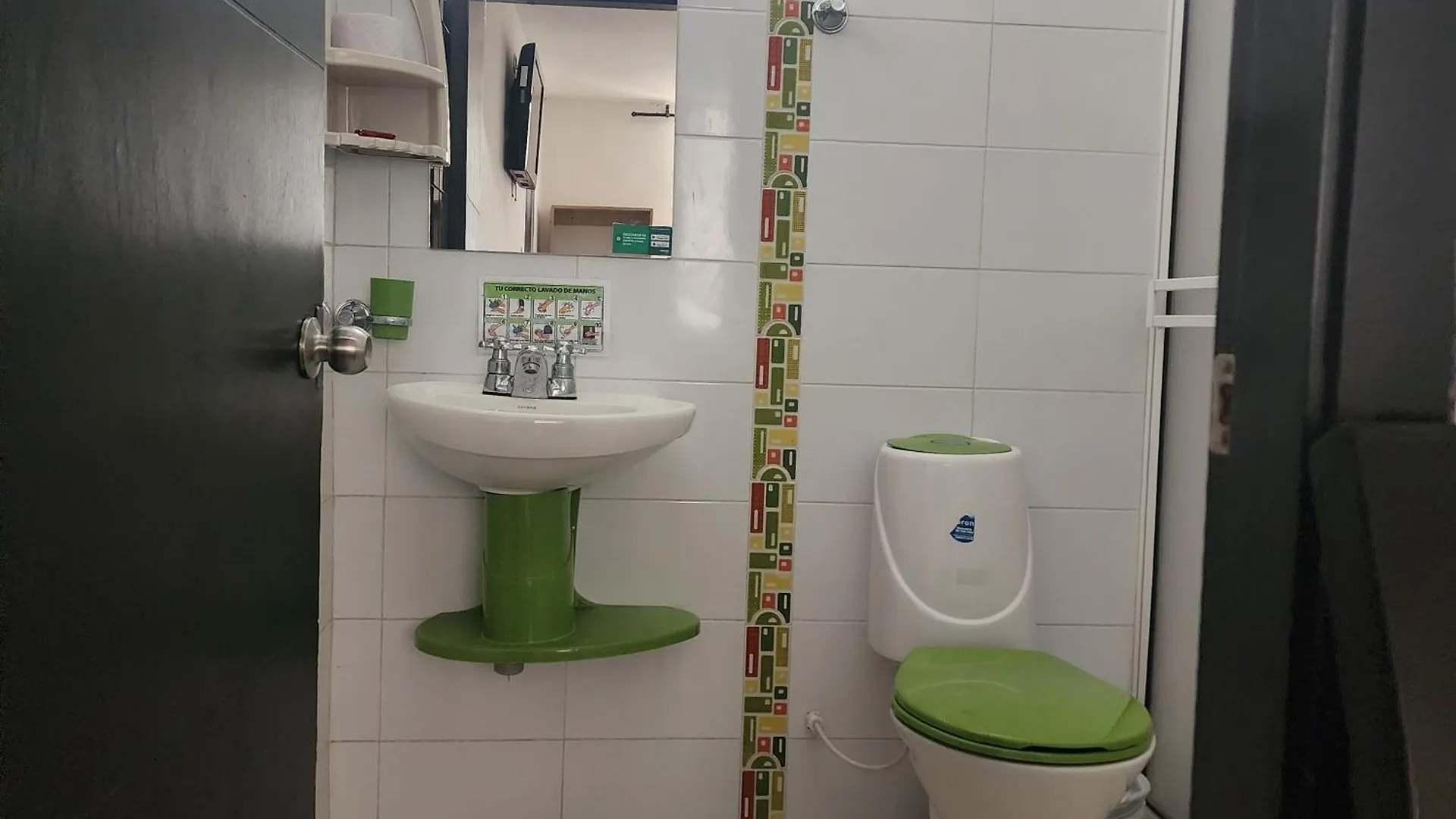 Guest house Hostel Santamaria Gaira