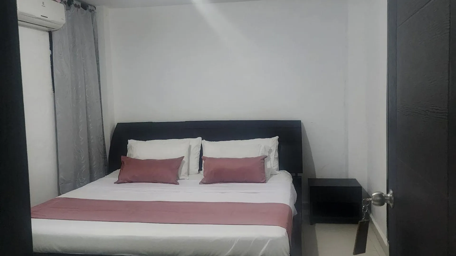 Hostel Santamaria Gaira 0*,